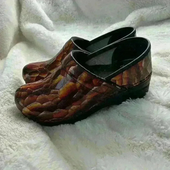 Dansko‎ professional nursing clogs size 37 - Picture 3 of 5